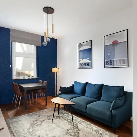 Viu Modern Retro Z Parkingiem Sopot